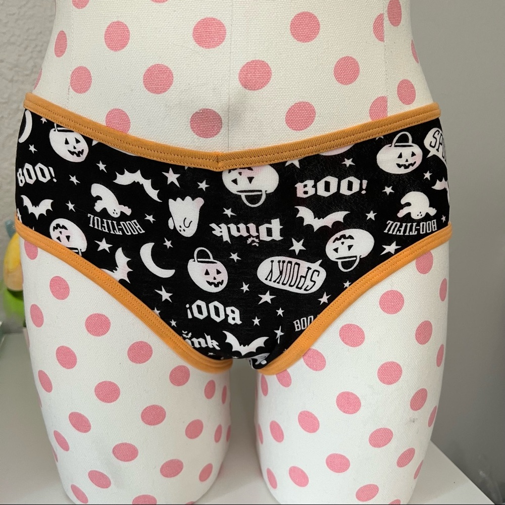 🎃👻 Victoria’s Secret PINK Halloween Panty 🎃👻